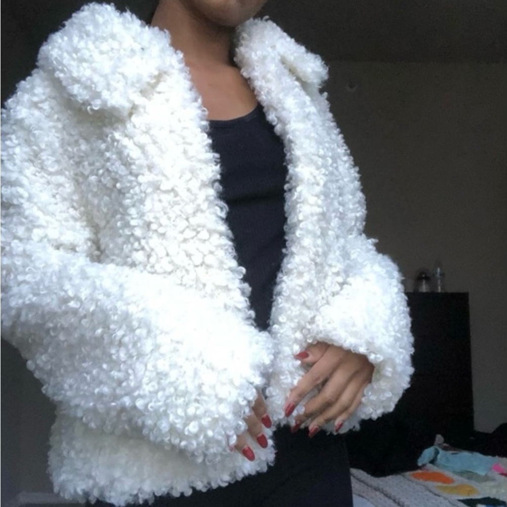 H&M Divided Faux Shearling Teddy Bear White Jacket Size US2